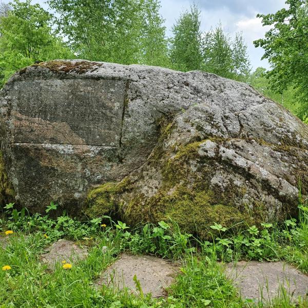 Kameņecas lielais akmens